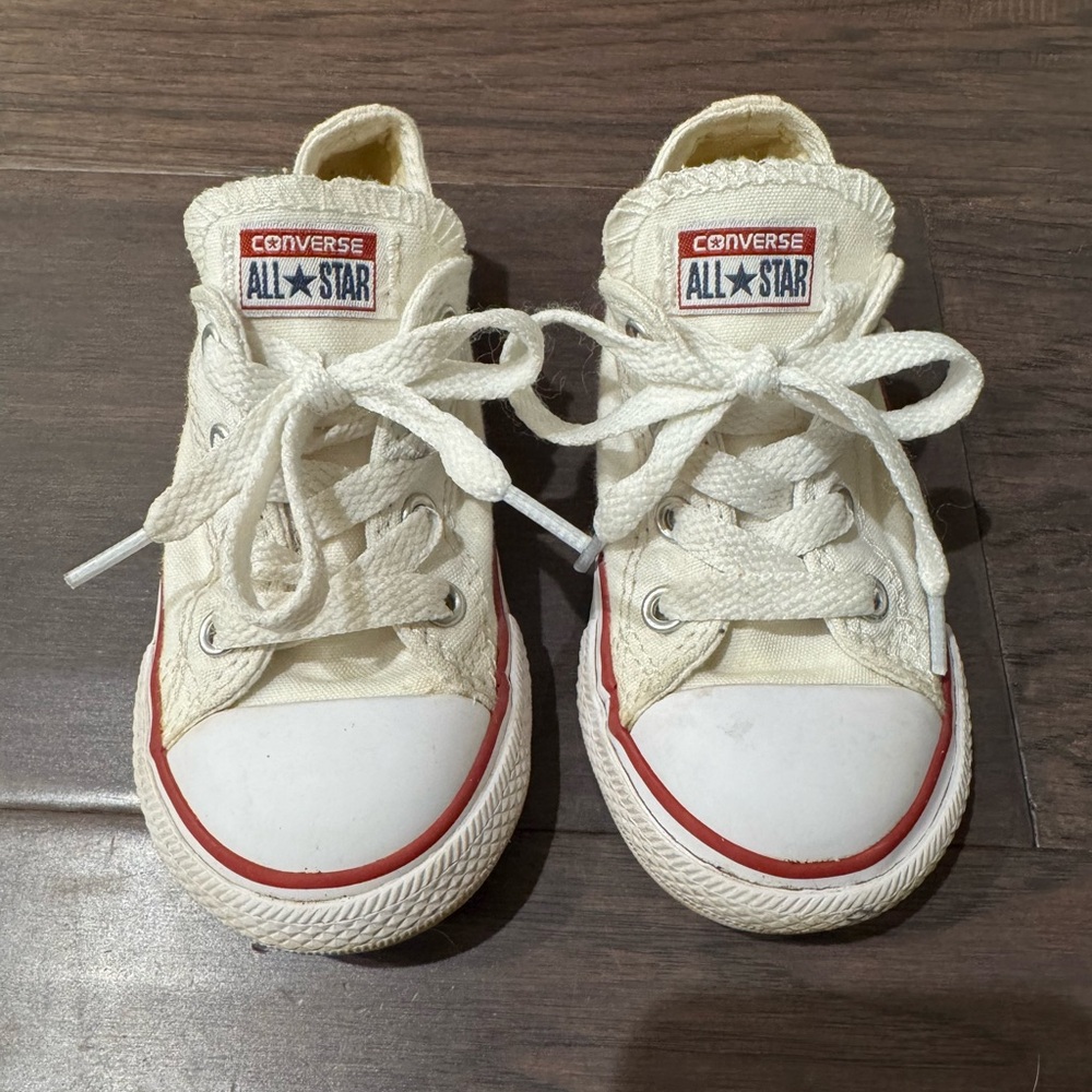 Converse All Star Kids Shoes - size 8